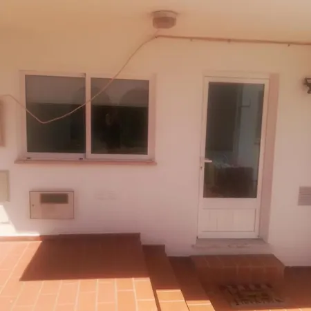 Studio With Pool Garden *